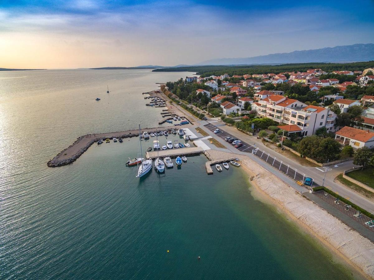 Apartman Milutin Vrsi Exteriör bild